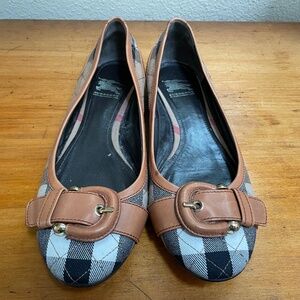Burberry ballet flat 9.5
